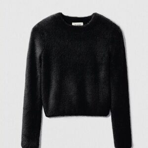 noa Black soft! furry Sweater size M soft long slightly balloon sleeve with cuff